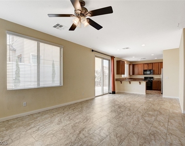 5548 Ayers Cliff Street - Photo Thumbnail 12