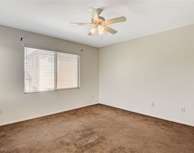 5548 Ayers Cliff Street - Photo Thumbnail 21