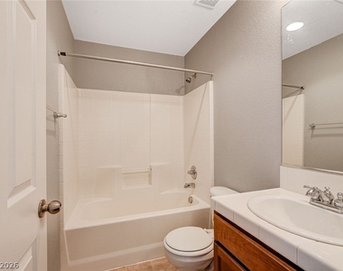 5548 Ayers Cliff Street - Photo Thumbnail 31