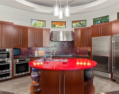 2 Castle Oaks Court - Photo Thumbnail 16
