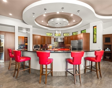 2 Castle Oaks Court - Photo Thumbnail 15