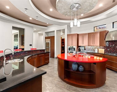 2 Castle Oaks Court - Photo Thumbnail 17