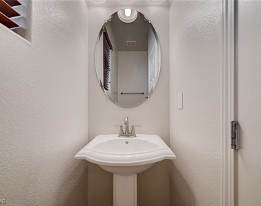 8148 Sandy Slope Court - Photo Thumbnail 17