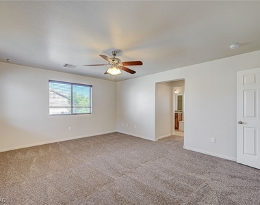 8148 Sandy Slope Court - Photo Thumbnail 21