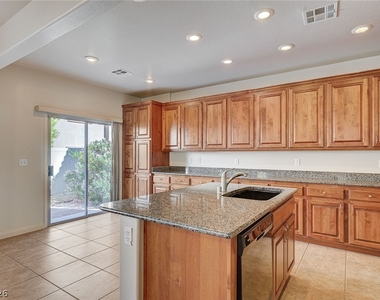8148 Sandy Slope Court - Photo Thumbnail 12