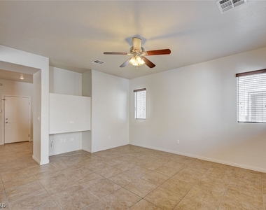 8148 Sandy Slope Court - Photo Thumbnail 10