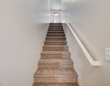 8148 Sandy Slope Court - Photo Thumbnail 19