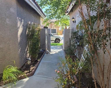 7757 Foredawn Drive - Photo Thumbnail 36