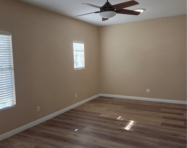 7757 Foredawn Drive - Photo Thumbnail 18