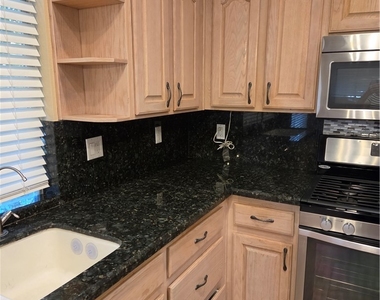 7757 Foredawn Drive - Photo Thumbnail 14
