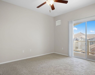 5855 Valley Drive - Photo Thumbnail 16