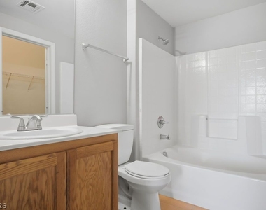 5855 Valley Drive - Photo Thumbnail 18