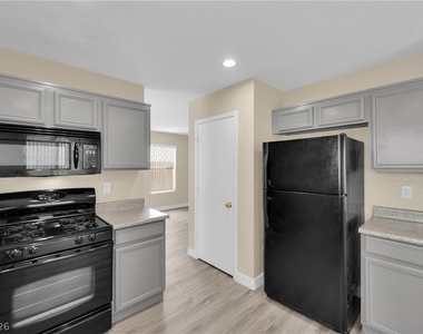 11204 Rose Reflet Place - Photo Thumbnail 5