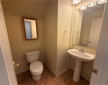 2307 Summer Home Street - Photo Thumbnail 6