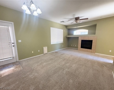 673 Taliput Palm Place - Photo Thumbnail 3