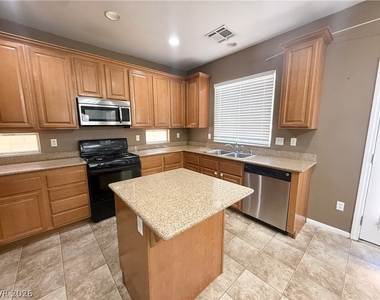 673 Taliput Palm Place - Photo Thumbnail 5