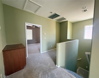 673 Taliput Palm Place - Photo Thumbnail 10