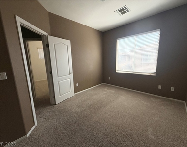 673 Taliput Palm Place - Photo Thumbnail 18