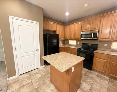 673 Taliput Palm Place - Photo Thumbnail 6