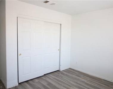 10229 San Giano Place - Photo Thumbnail 14