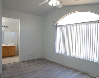 10229 San Giano Place - Photo Thumbnail 9