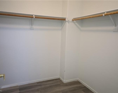 10229 San Giano Place - Photo Thumbnail 12