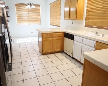 10229 San Giano Place - Photo Thumbnail 4
