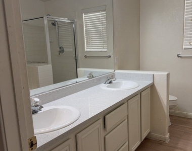 208 Mazatlan Street - Photo Thumbnail 8