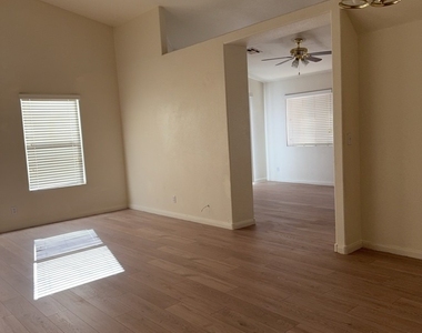 208 Mazatlan Street - Photo Thumbnail 3