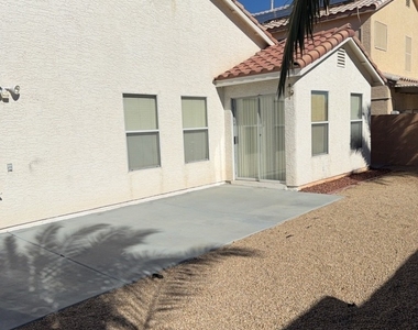208 Mazatlan Street - Photo Thumbnail 13