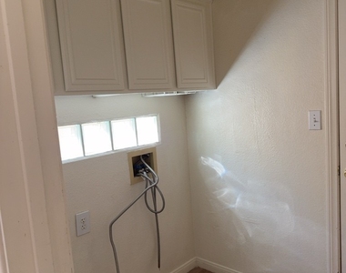 208 Mazatlan Street - Photo Thumbnail 11