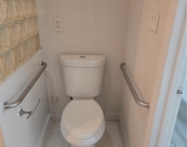 2107 Statz Street - Photo Thumbnail 7