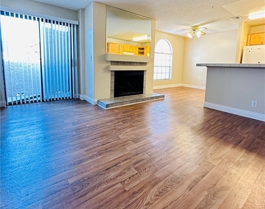 2977 Juniper Hills Boulevard - Photo Thumbnail 5