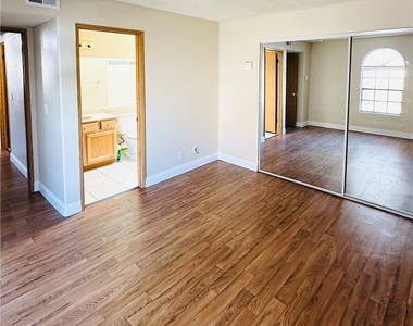 2977 Juniper Hills Boulevard - Photo Thumbnail 21