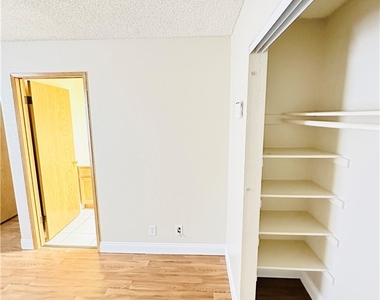 2977 Juniper Hills Boulevard - Photo Thumbnail 24