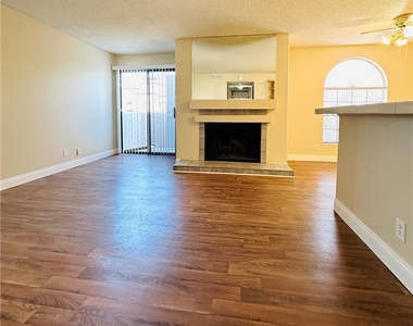 2977 Juniper Hills Boulevard - Photo Thumbnail 4