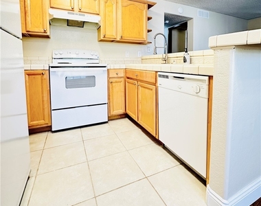 2977 Juniper Hills Boulevard - Photo Thumbnail 13