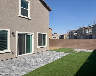 1405 Gable Falls Place - Photo Thumbnail 23