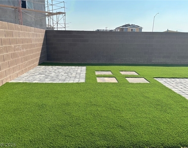 1405 Gable Falls Place - Photo Thumbnail 24