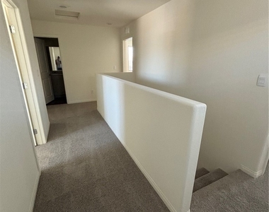 1405 Gable Falls Place - Photo Thumbnail 16