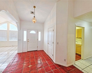2060 River Plate Drive - Photo Thumbnail 7