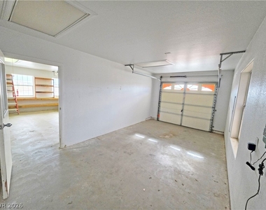 2060 River Plate Drive - Photo Thumbnail 27