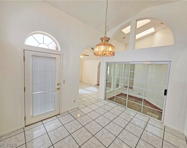 2060 River Plate Drive - Photo Thumbnail 14