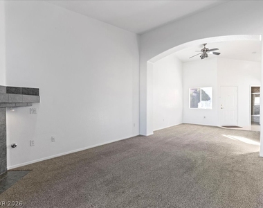8725 W Flamingo Road - Photo Thumbnail 4