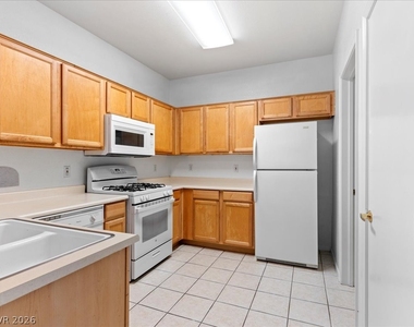 8725 W Flamingo Road - Photo Thumbnail 7