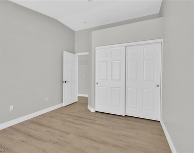 9413 Mountainair Avenue - Photo Thumbnail 20