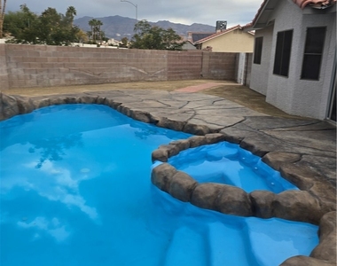 5843 Berry Hill - Photo Thumbnail 21