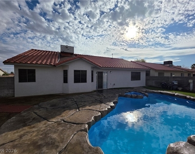 5843 Berry Hill - Photo Thumbnail 33