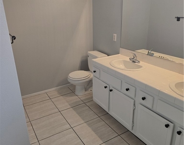 5843 Berry Hill - Photo Thumbnail 41