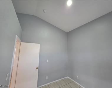 5843 Berry Hill - Photo Thumbnail 66